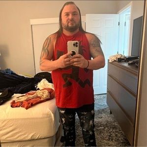 Meet your Posher, Mark